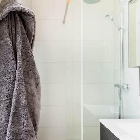 Stylish In Centre Of Apartamento